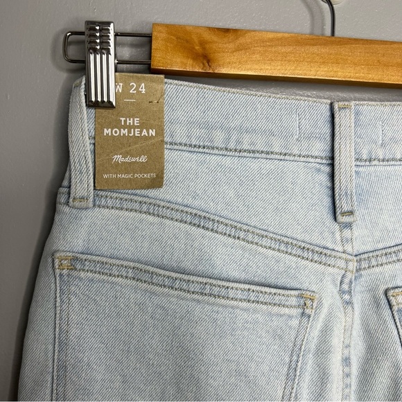 MADEWELL Light Wash Distressed 90’s Mom Jeans - Picture 7 of 7